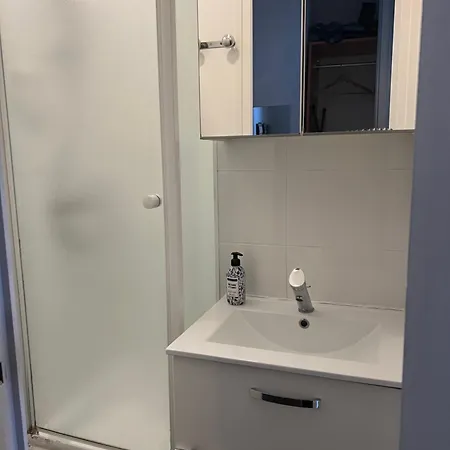 Cosy, Confort, Clim&mer à 3 Minutes Apartamento Sète